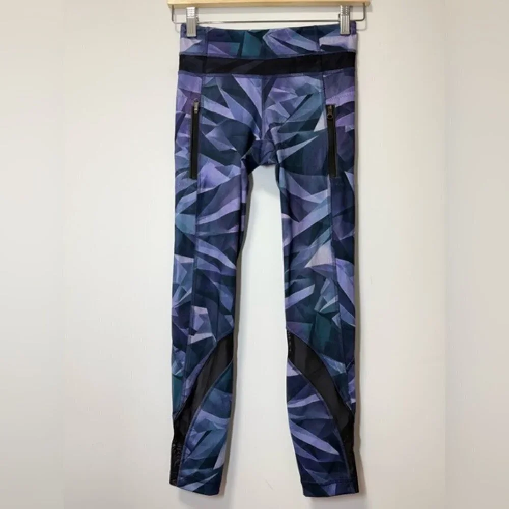 Lululemon Inspire Tight II (Mesh) Pretty Prism Multi / Black size 2